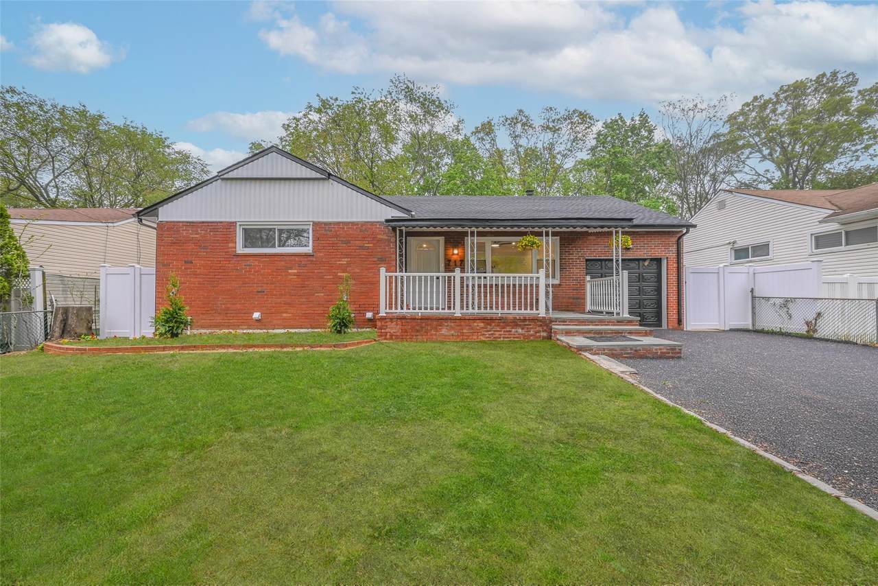 717 Janos Lane - Photo 1