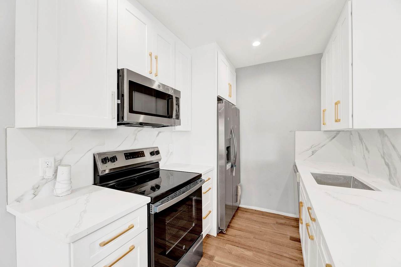 3780 Willett Avenue - Photo 1