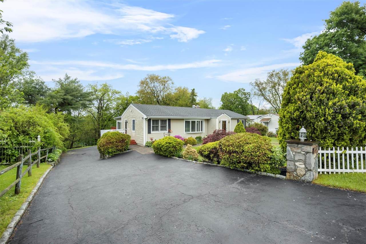 32 Boniello Drive - Photo 1