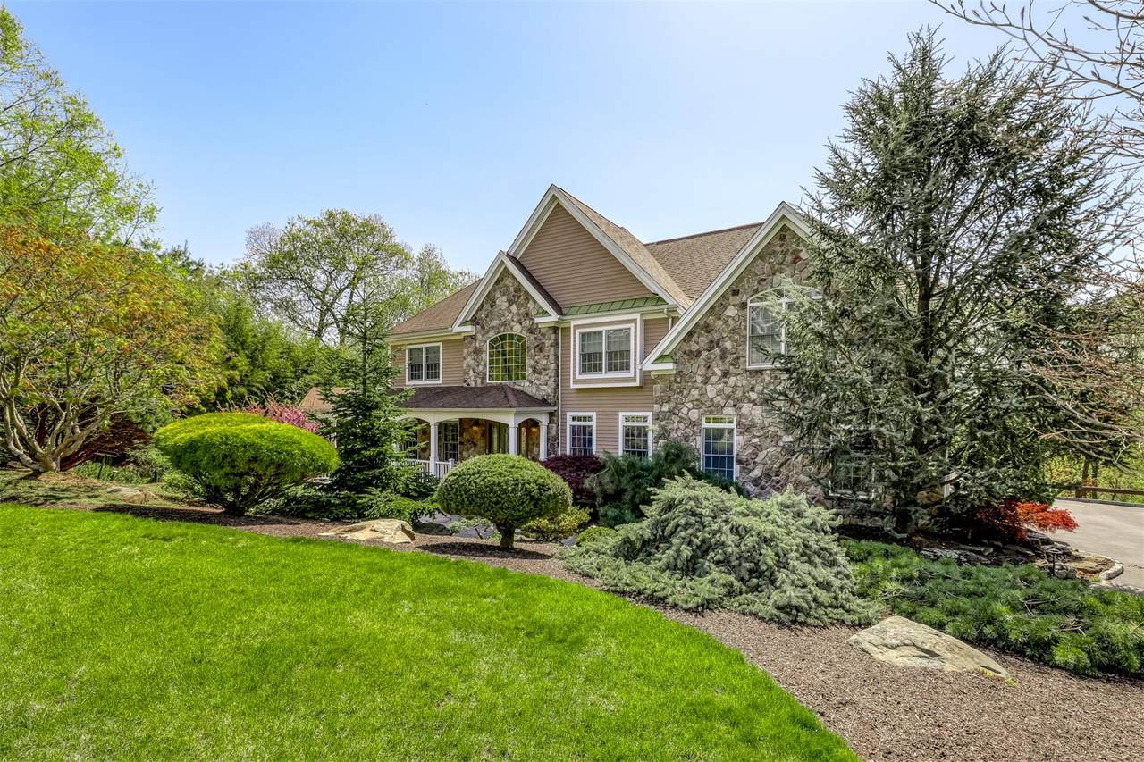 121 Overlook Road - Photo 1