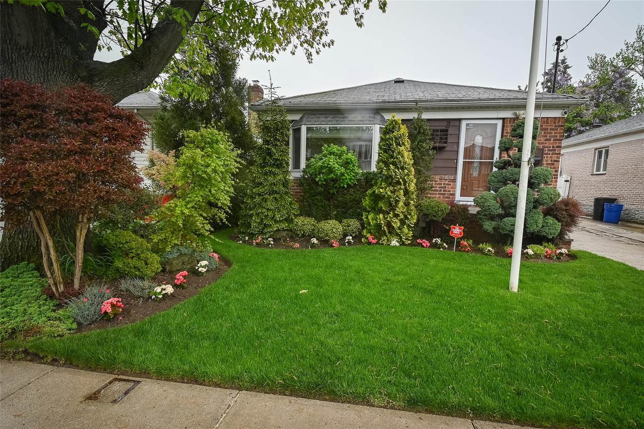 1311 136th Street - Photo 1