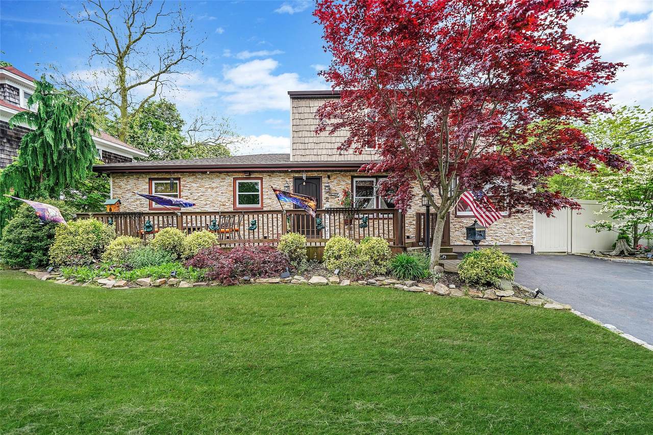 2 Burnett Avenue - Photo 1