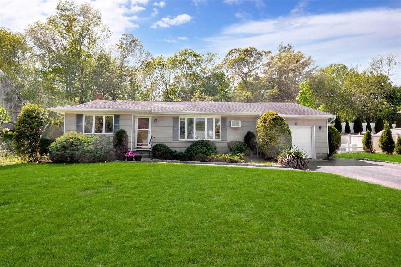 18 Lincoln Avenue - Photo 1