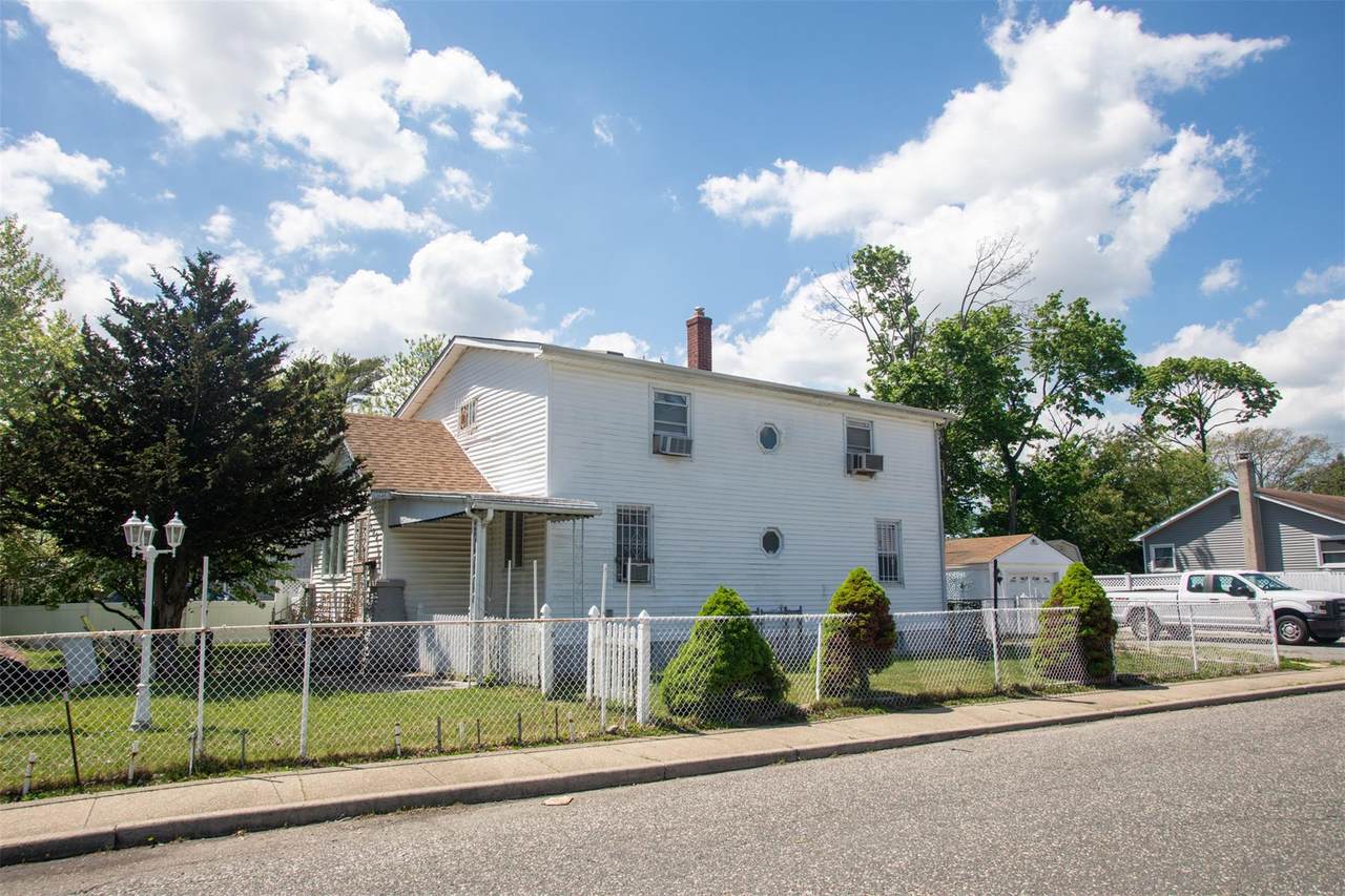 385 Clayton Street - Photo 1