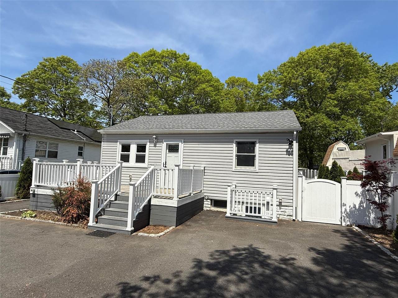 14 Victory Avenue - Photo 1