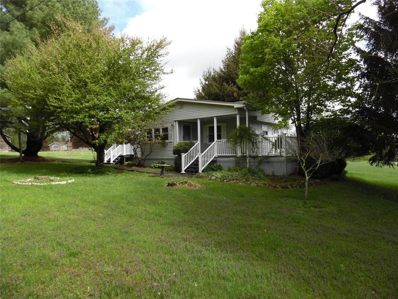 8 Crumley Van Vactor Rd - Photo 1