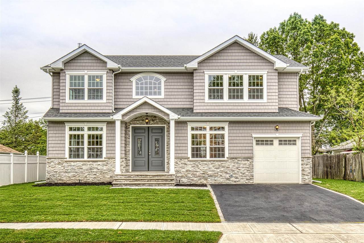 18 Kenneth Street - Photo 1