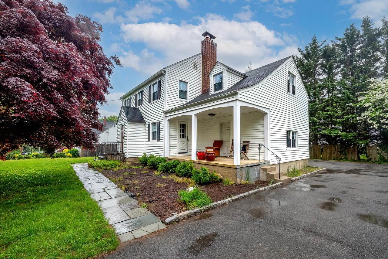 545 Ridgeway - Photo 1