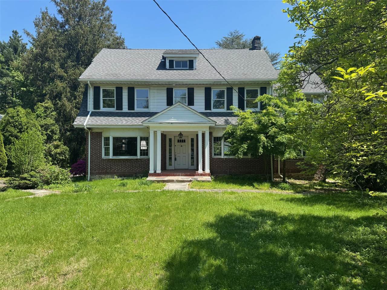 4 Meadow Road - Photo 1