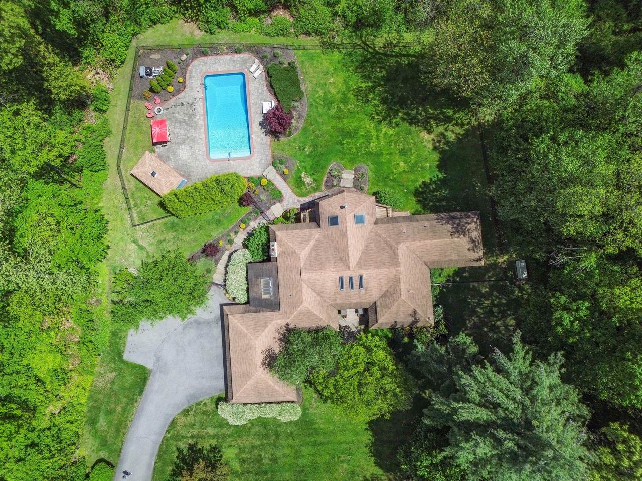 140 Powelton Circle - Photo 1