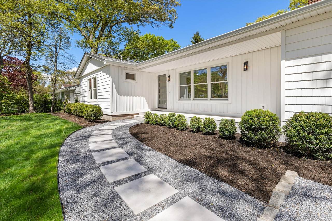 4 Pine Tree Court - Photo 1