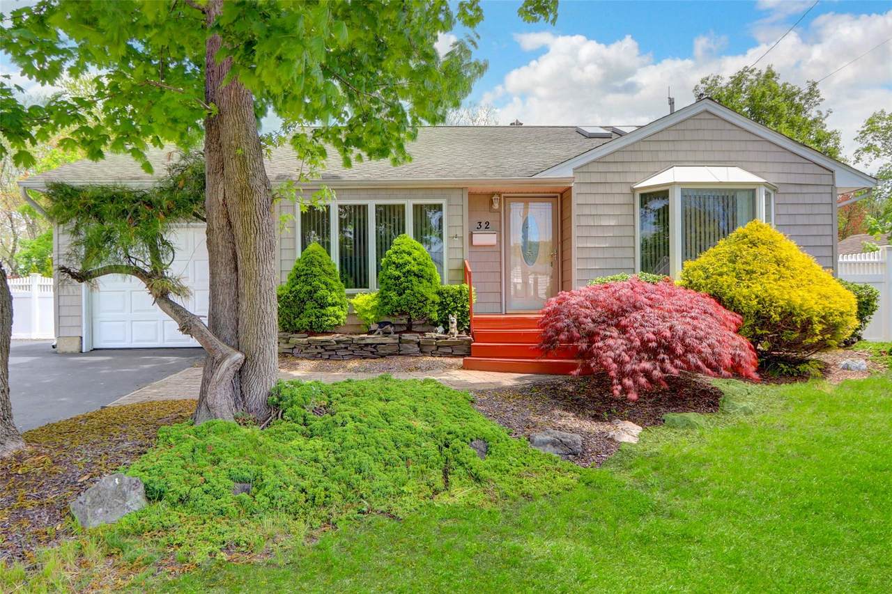 32 Santapogue Drive - Photo 1