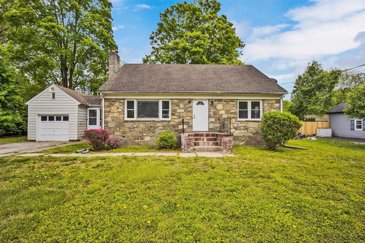 513 Vassar Road - Photo 1