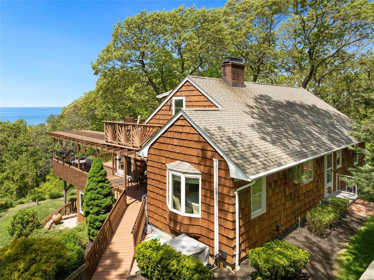 3 Summit Drive - Photo 1