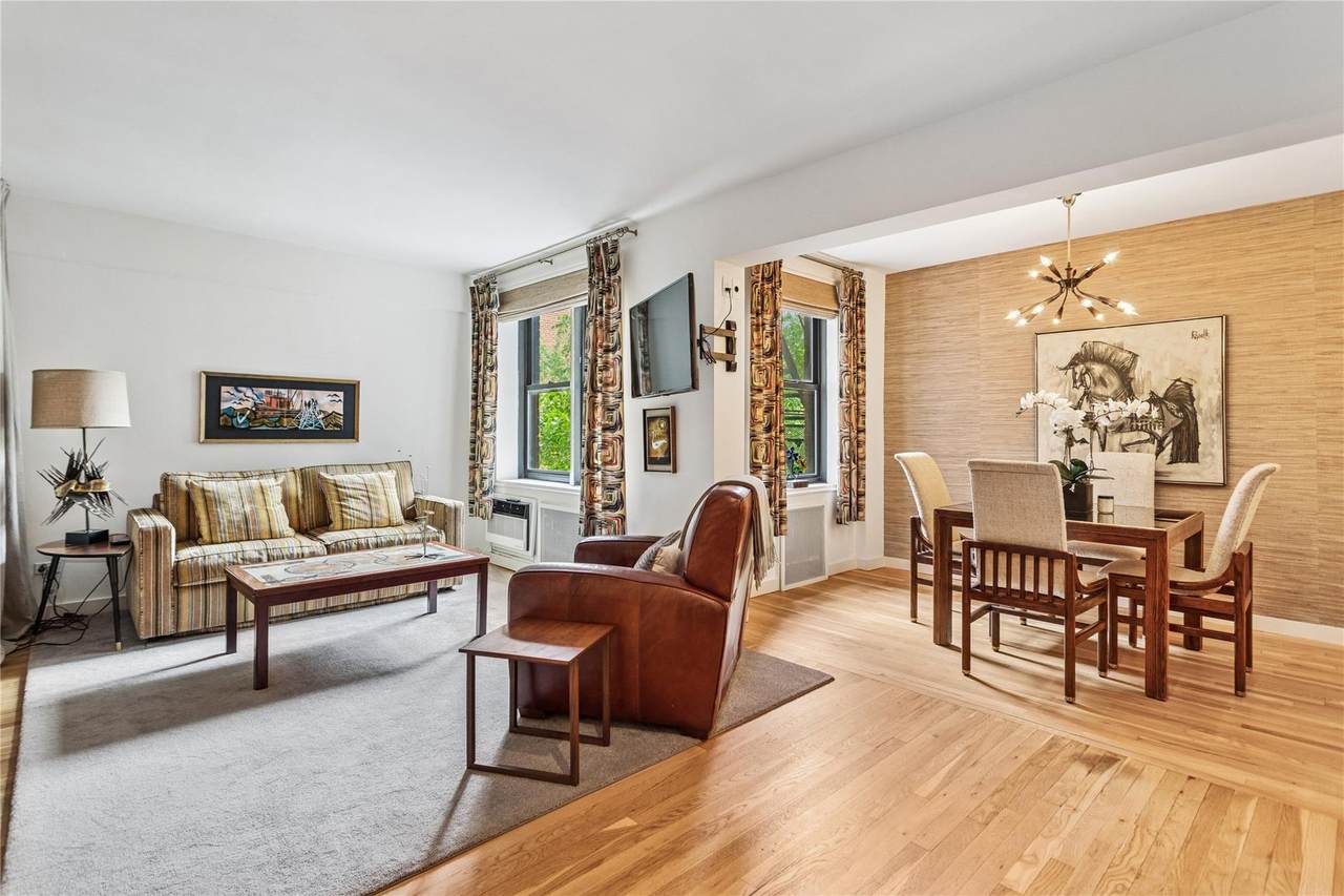 2550 Independence Avenue - Photo 1