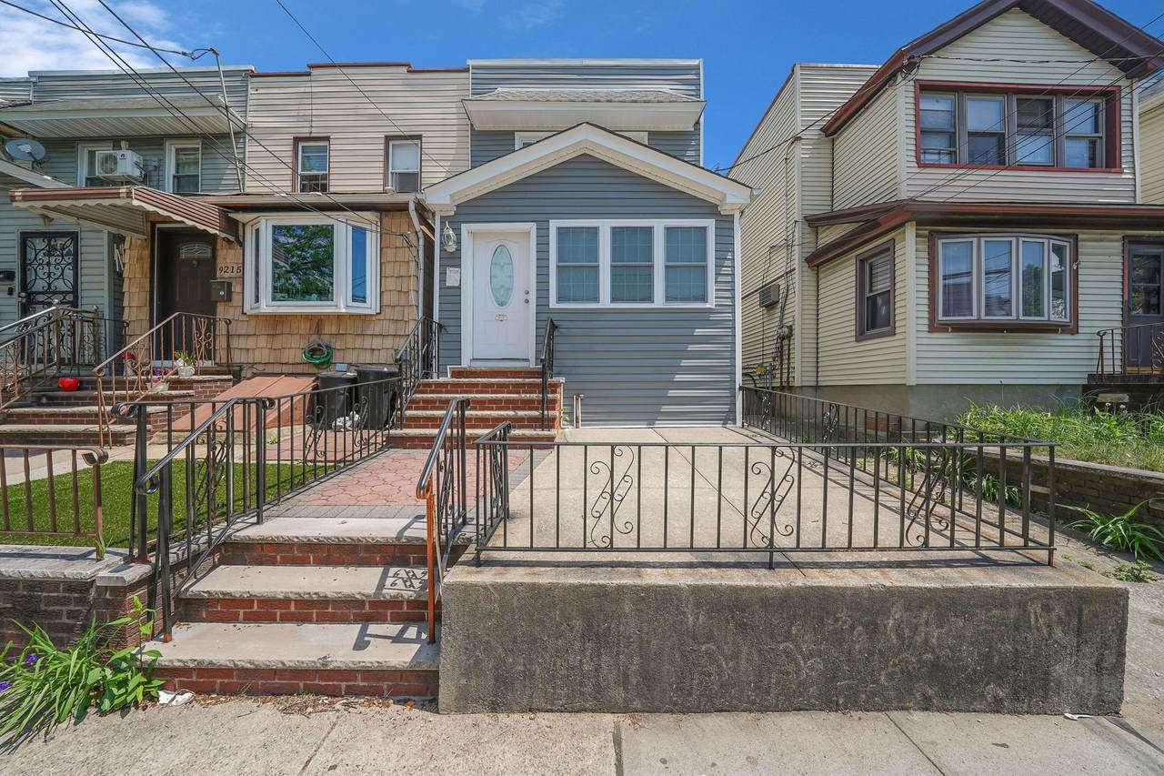 9217 92nd Street - Photo 1