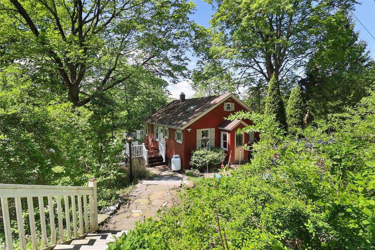 95 Montrose Drive - Photo 1