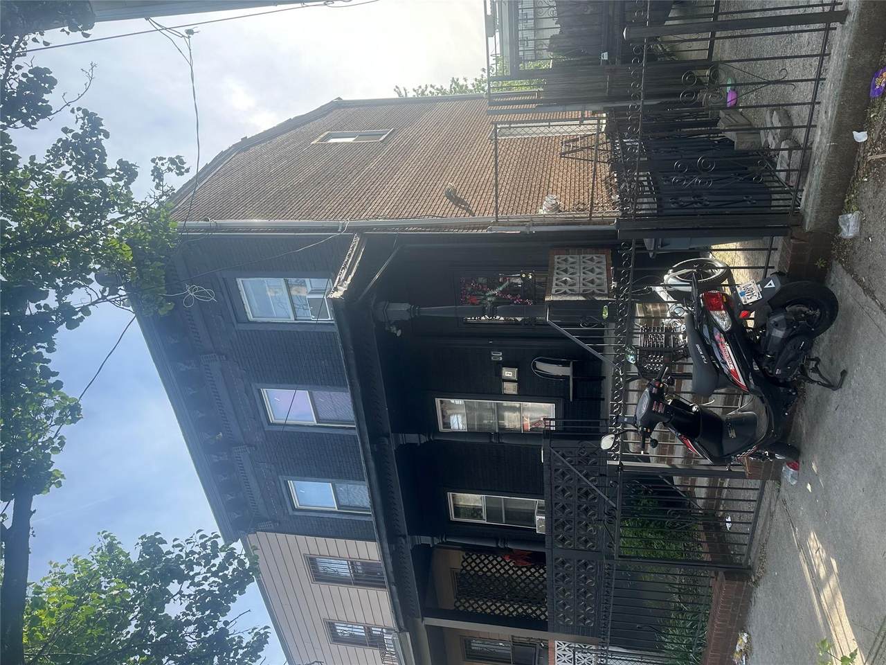 90 Wyona Street - Photo 1