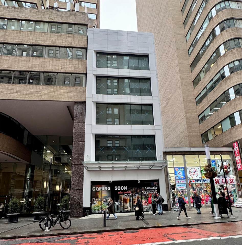 47 Broadway - Photo 1