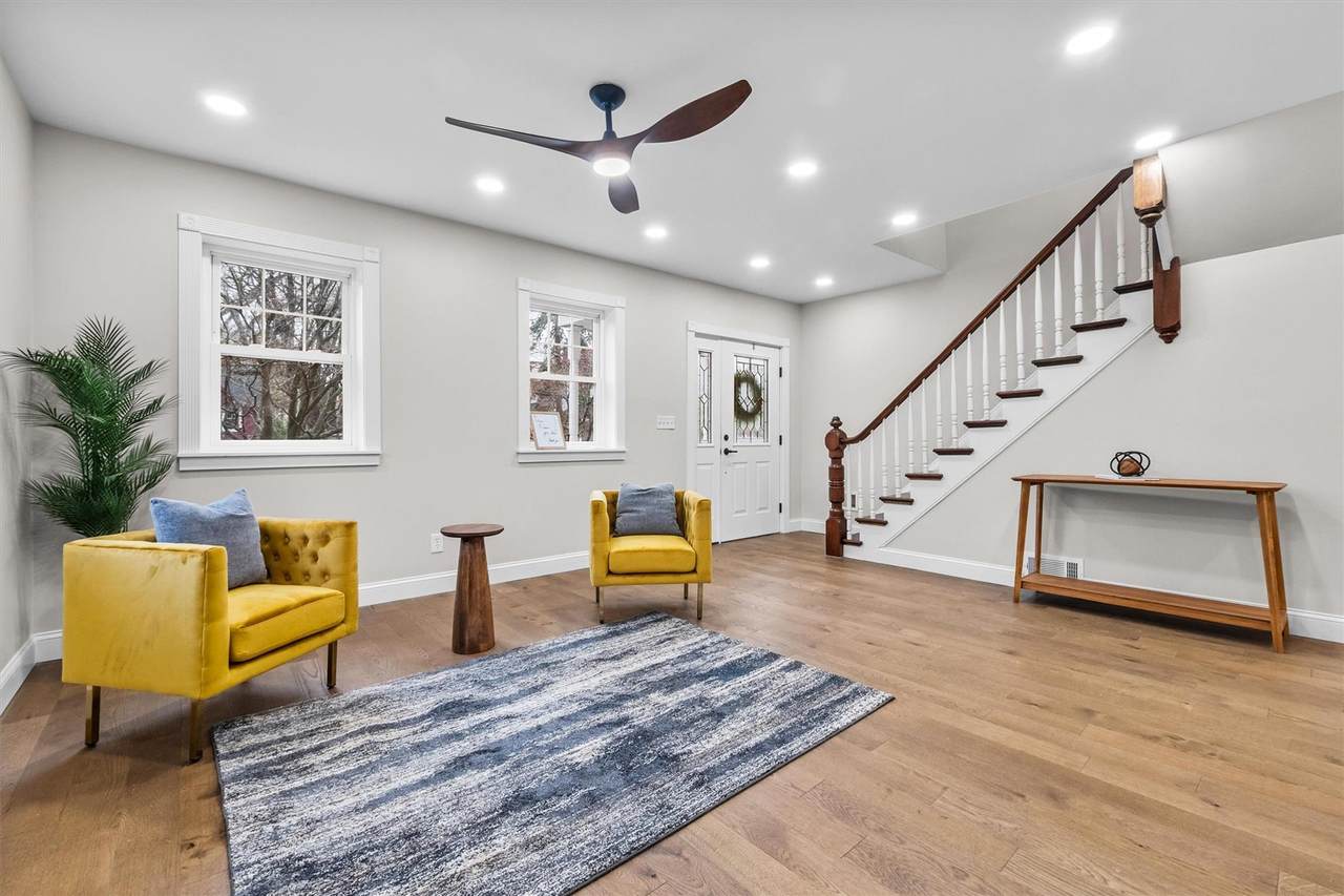 78 Maltbie Avenue - Photo 1