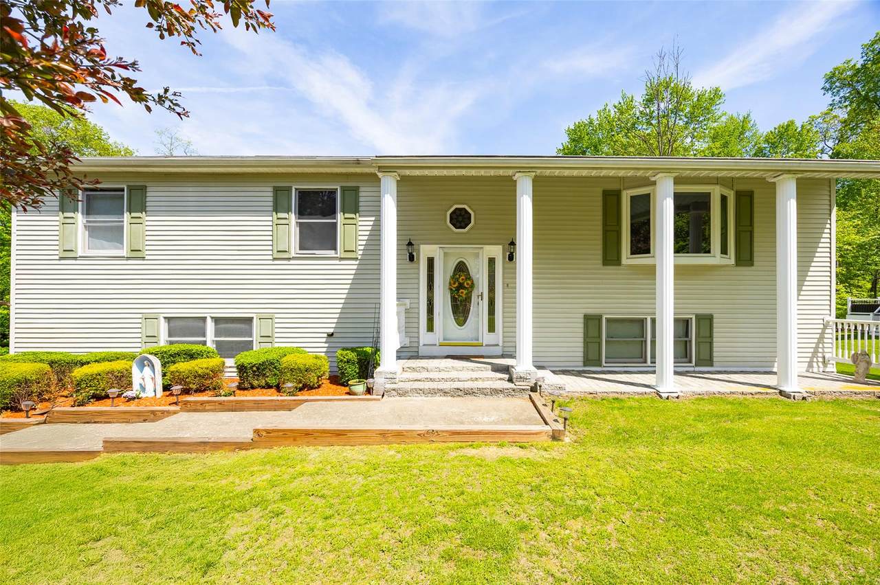 33 Roberts Road - Photo 1