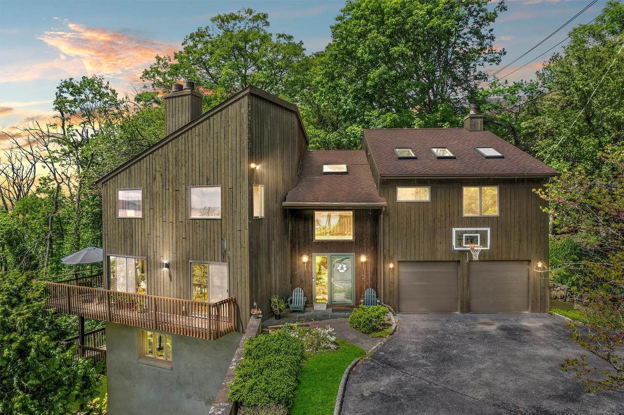 1260 Albany Post Road - Photo 1