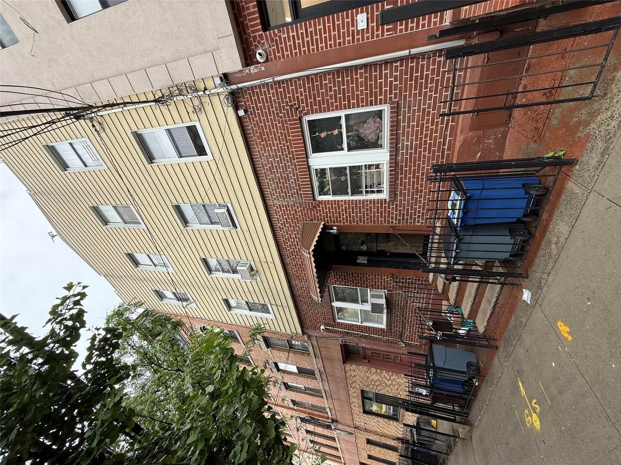 413 Onderdonk Avenue - Photo 1