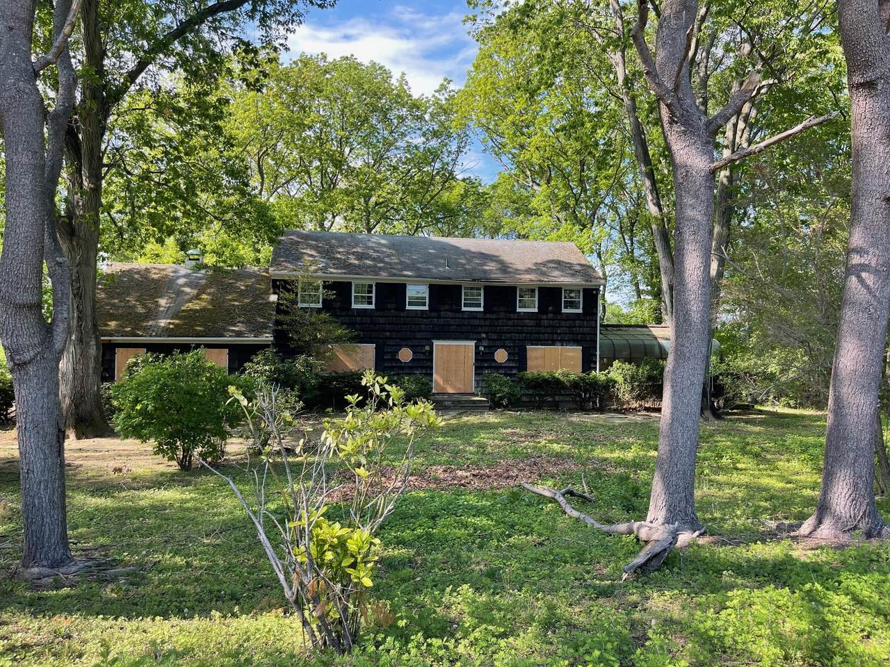 7 Beaver Drive - Photo 1