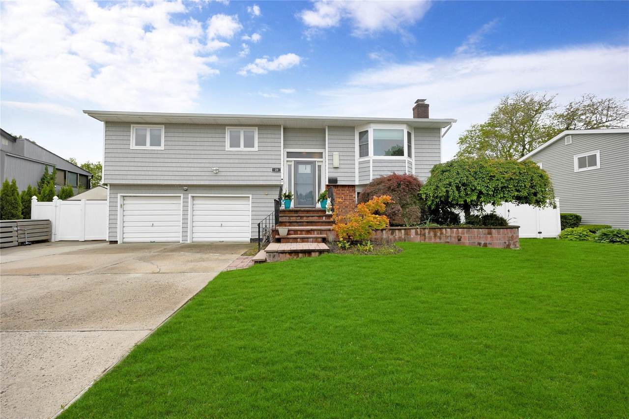23 Evelyn Drive - Photo 1