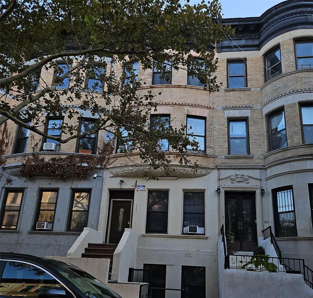 521 150th Street - Photo 1