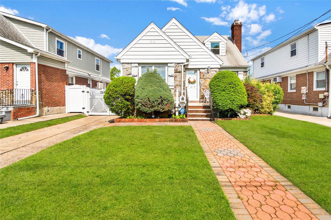 21 Irving Street - Photo 1