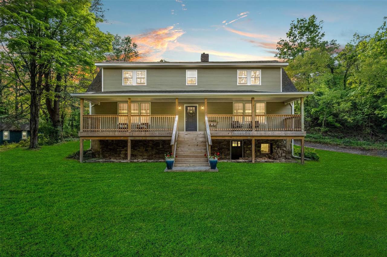 546 South Street - Photo 1