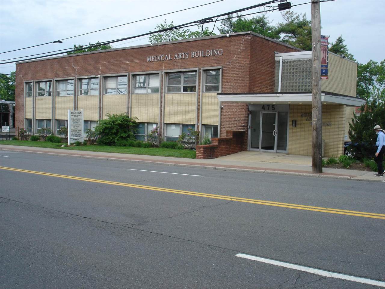 475 White Plains Road - Photo 1