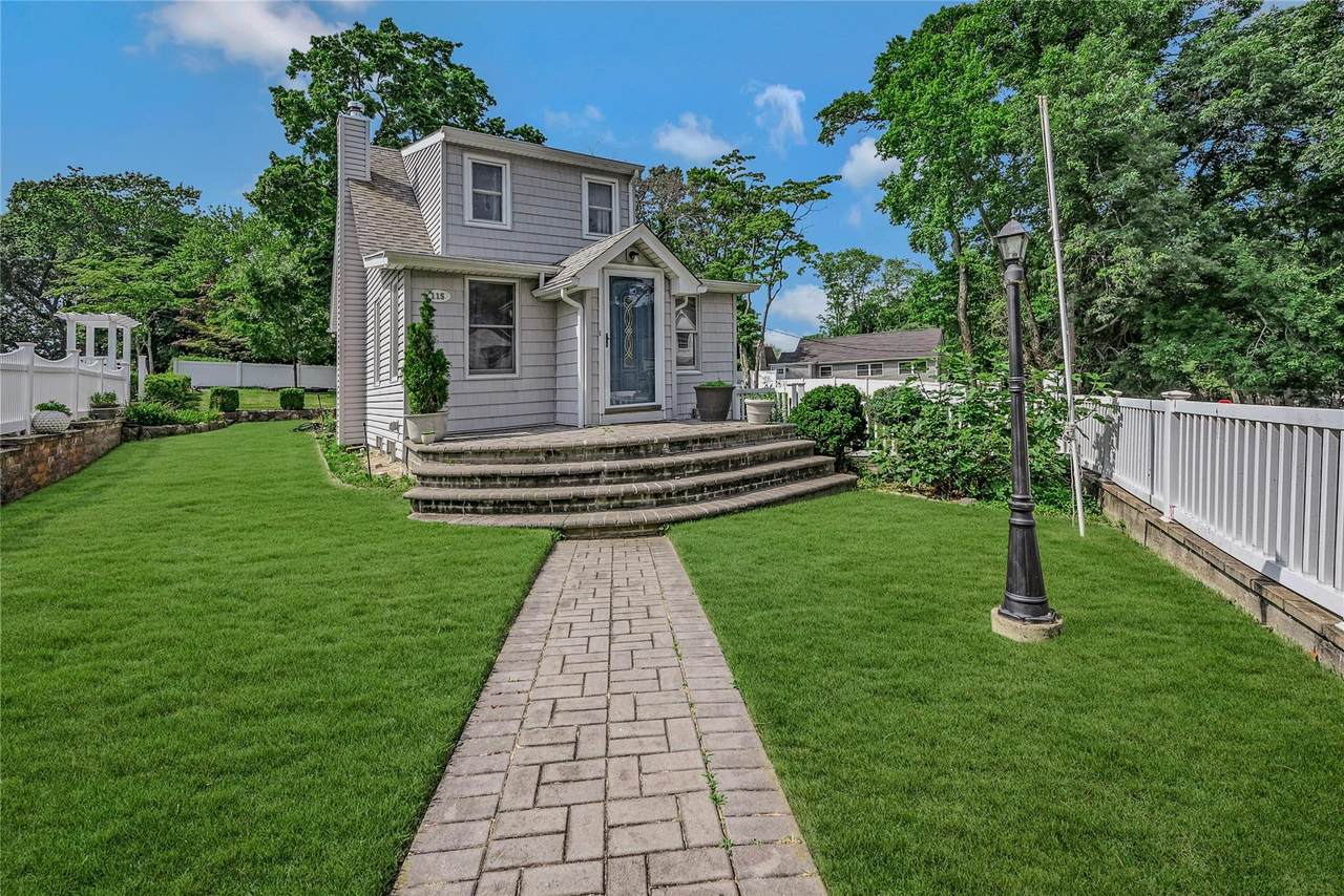 115 Dawn Road - Photo 1