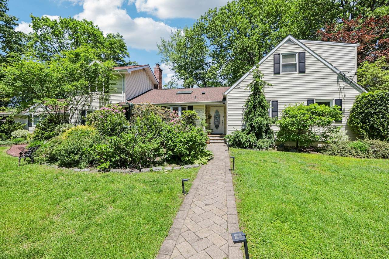 1 Meadowood Path - Photo 1