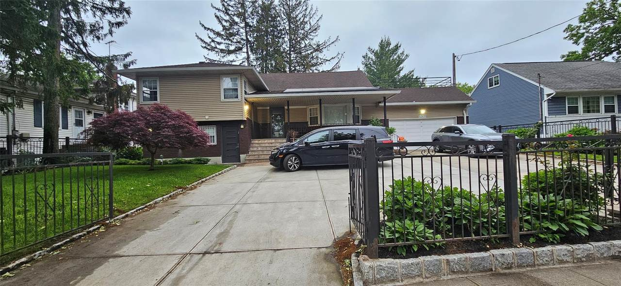 665 Peninsula Boulevard - Photo 1