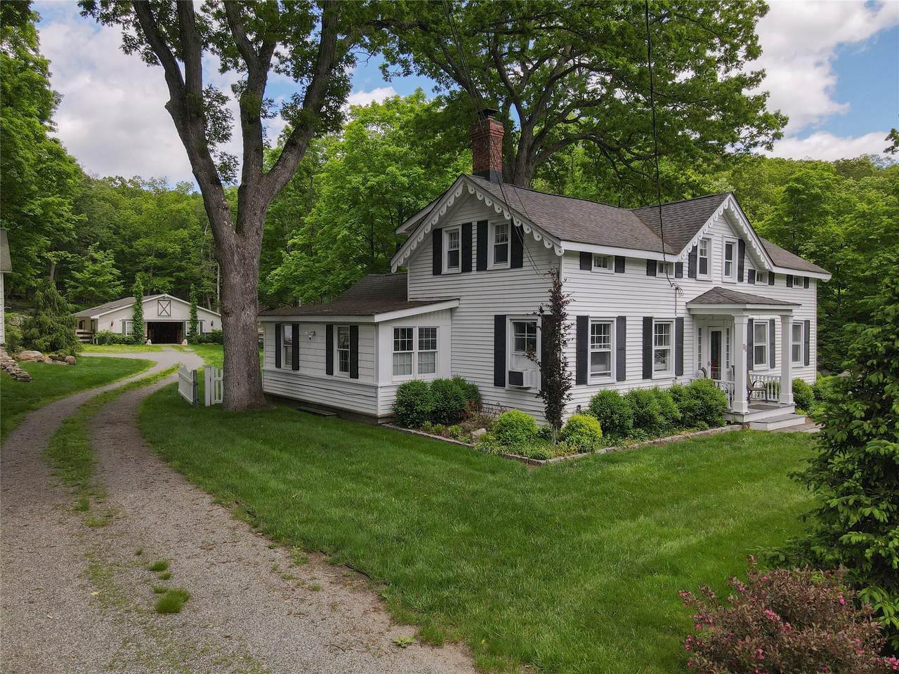 52 Eagle Valley Road - Photo 1