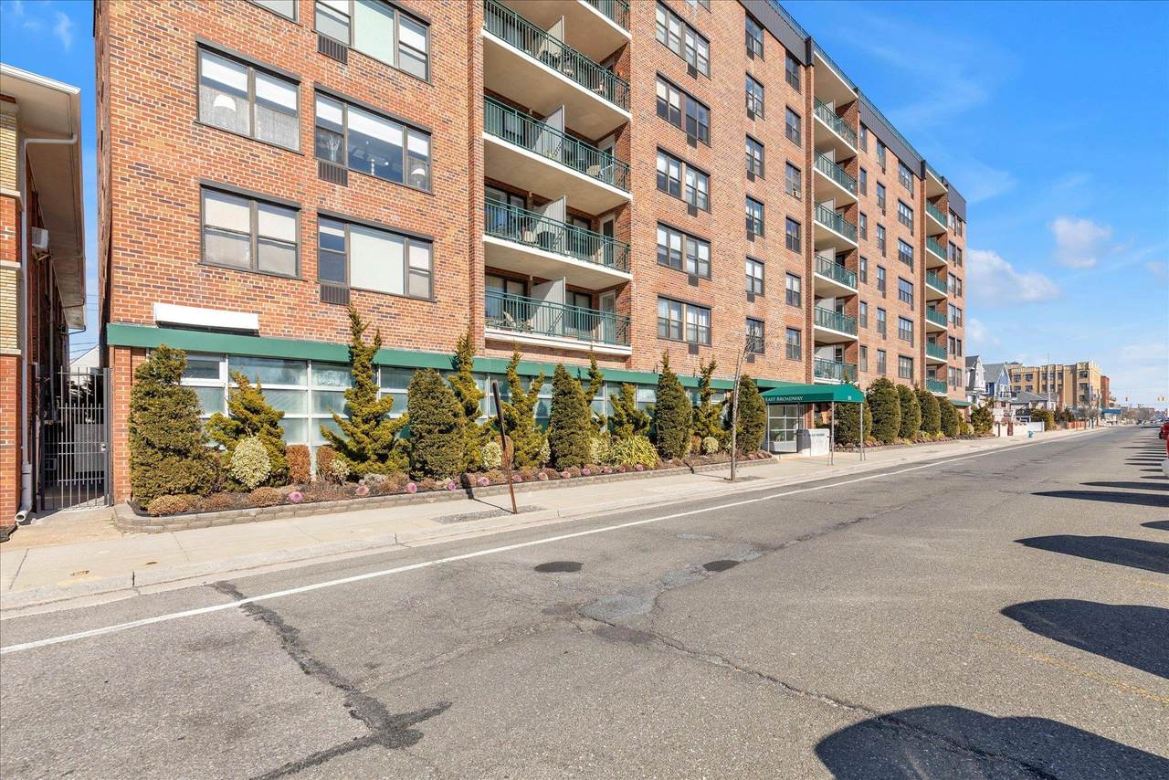 333 Broadway - Photo 1