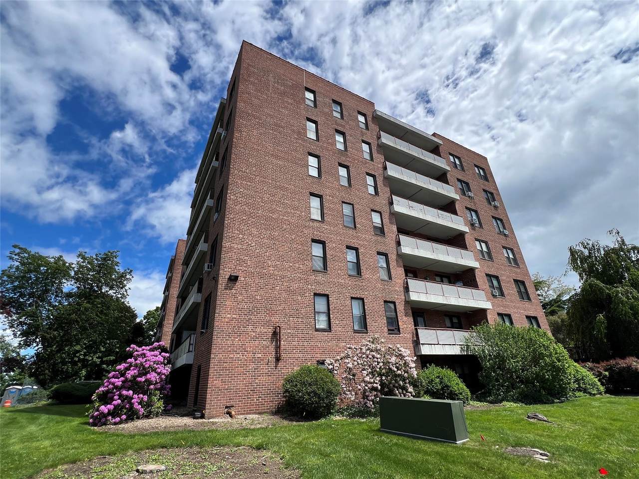315 King Street - Photo 1