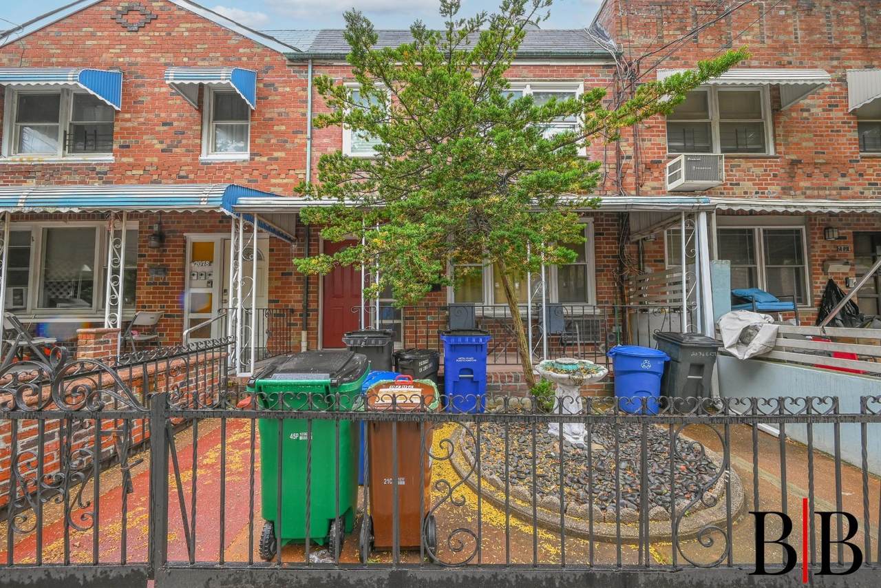 2076 63 Street - Photo 1