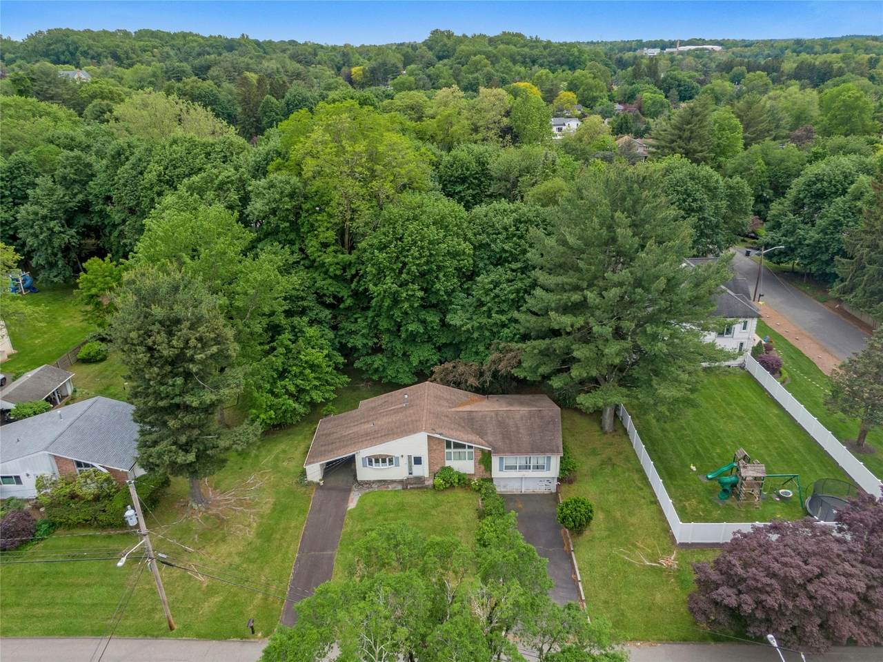 50 Parker Boulevard - Photo 1