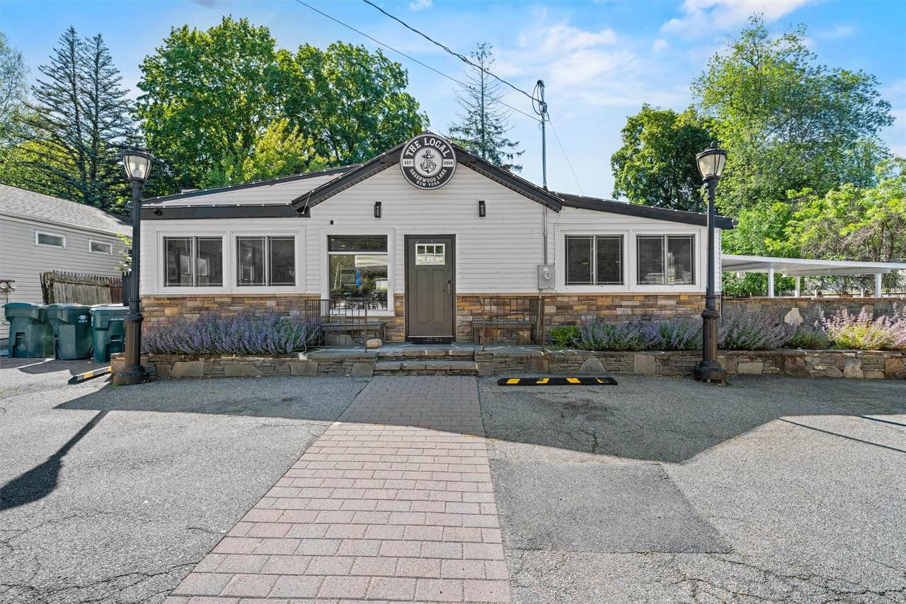 112 Windermere Avenue - Photo 1