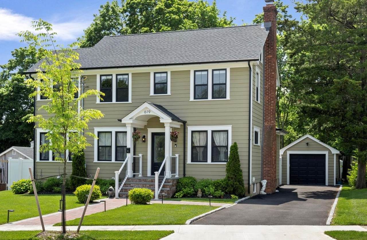 220 aka 619 Bailey Avenue - Photo 1