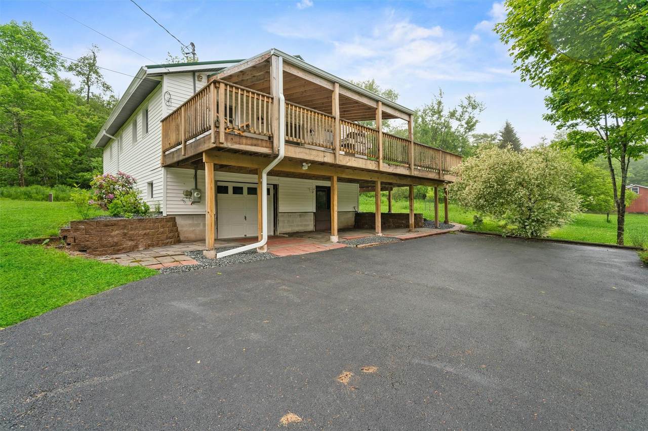 1013 Cooley Road - Photo 1