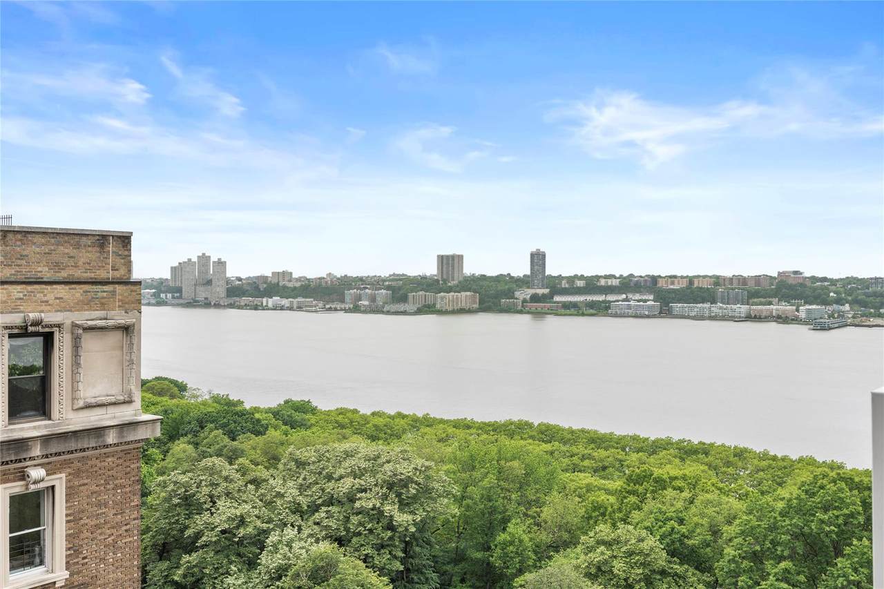 310 Riverside Drive - Photo 1