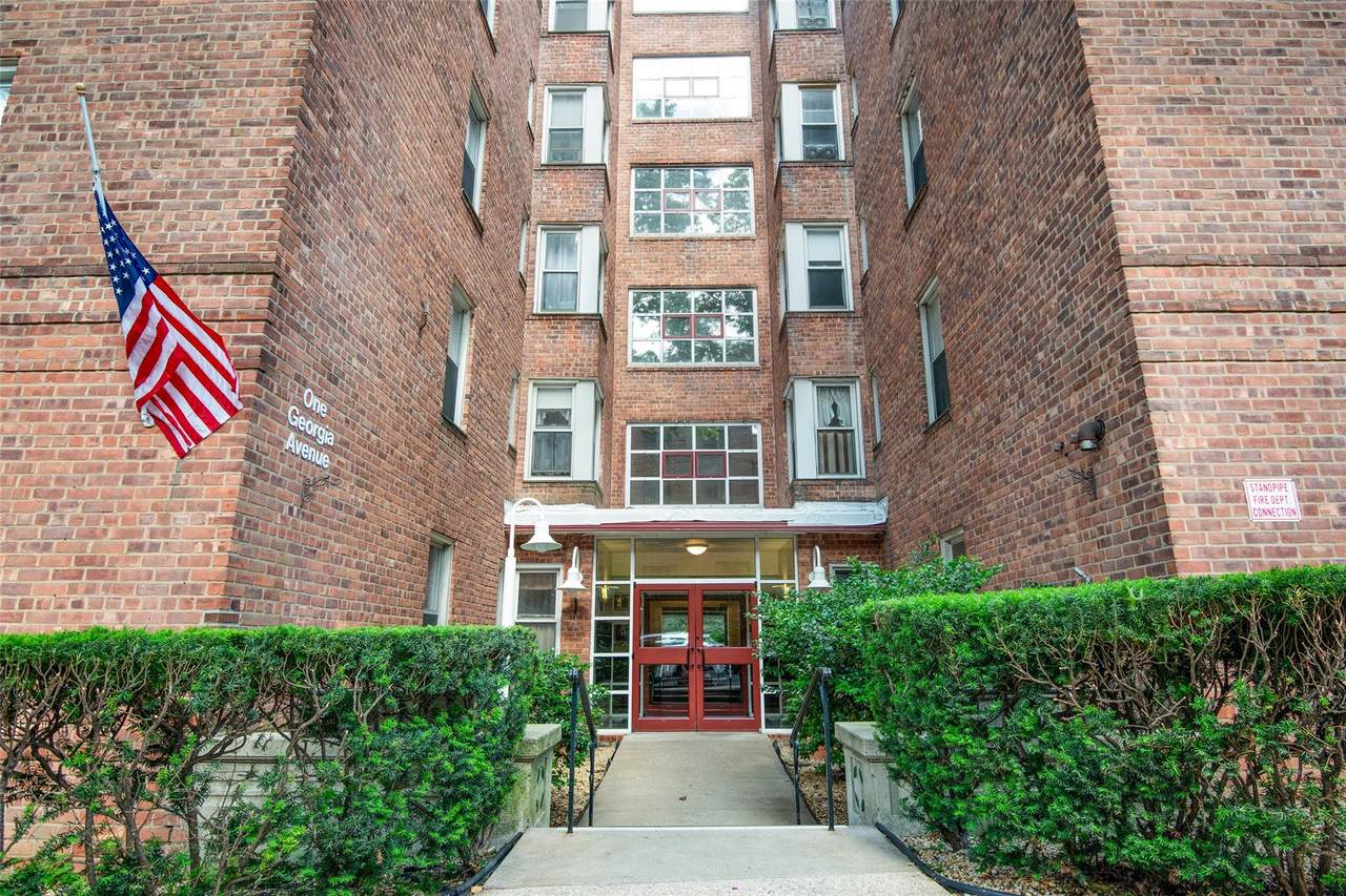 1 Georgia Avenue - Photo 1