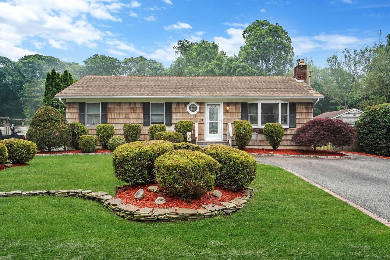 14 Heather Drive - Photo 1