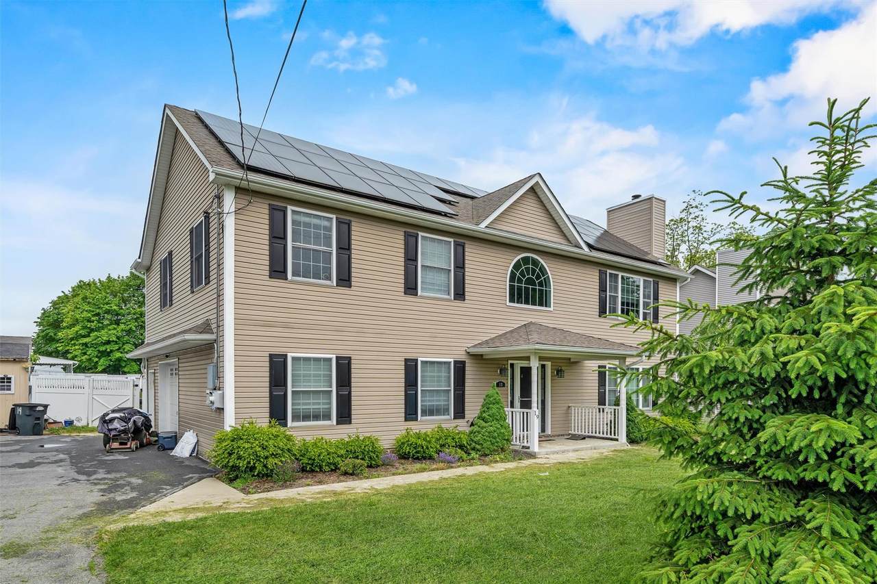 19 Hilltop Place - Photo 1