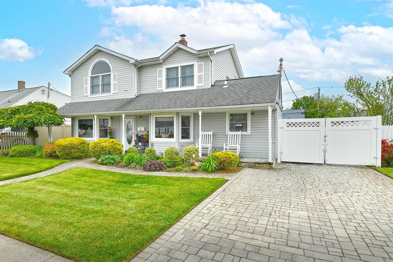 29 Andrew Lane - Photo 1