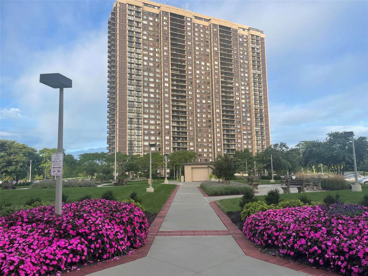26910 Grand Central Parkway - Photo 1